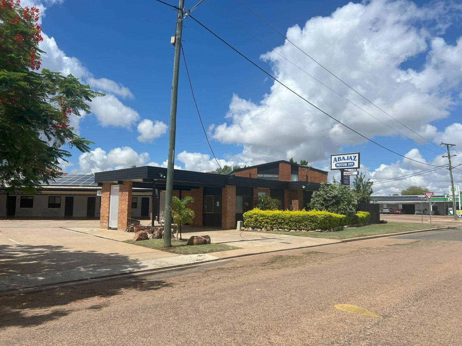 Abajaz Motor Inn