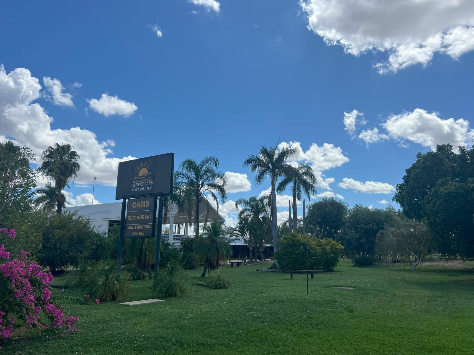 Longreach accommodation