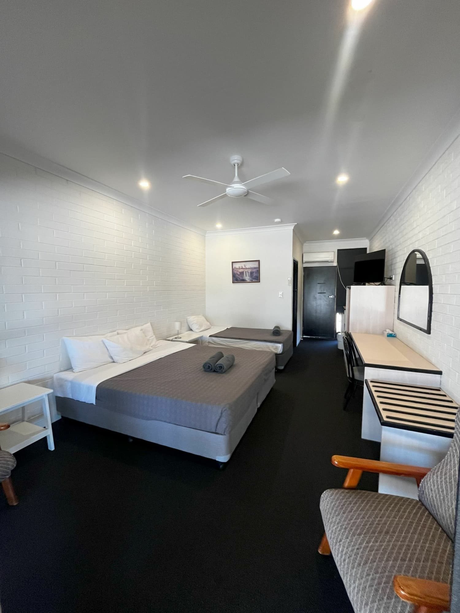 Longreach accommodation